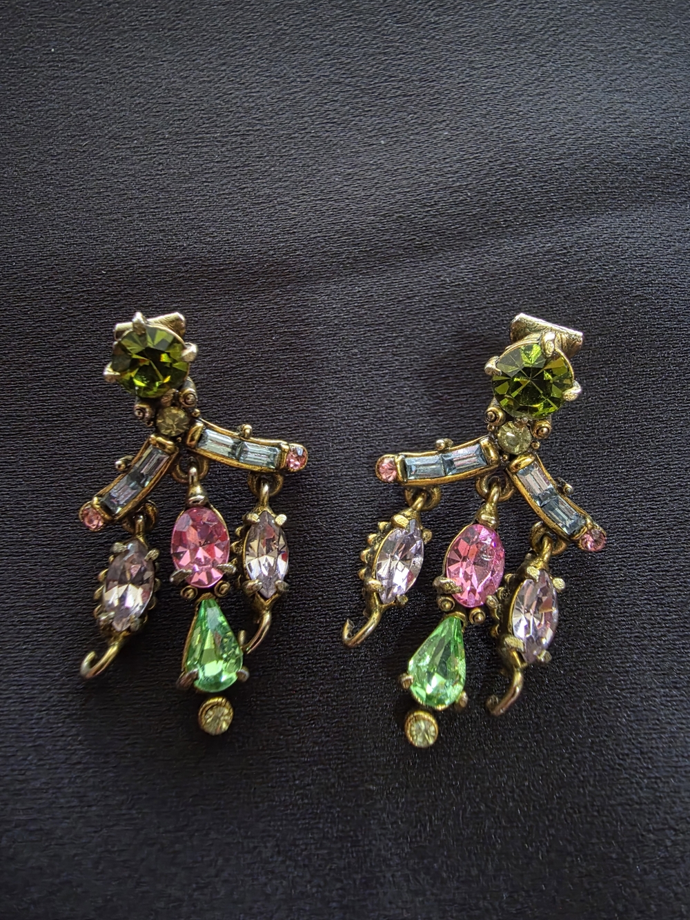 1950s Hollycraft Attributed Pastel Glass Rhinestone Clip Earrings